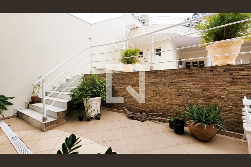 Casa à Venda - Vila Brandina, 4 Quartos,  492 m2 em , Campinas - sp | SoloBR