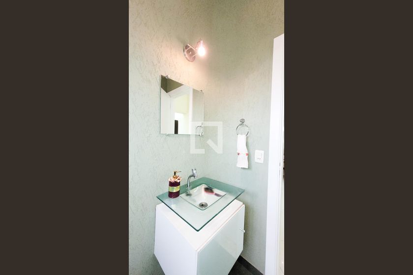 Casa à Venda - Vila Brandina, 4 Quartos,  492 m2 em , Campinas - sp | SoloBR