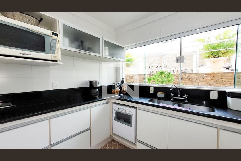 Casa à Venda - Vila Brandina, 4 Quartos,  492 m2 em , Campinas - sp | SoloBR