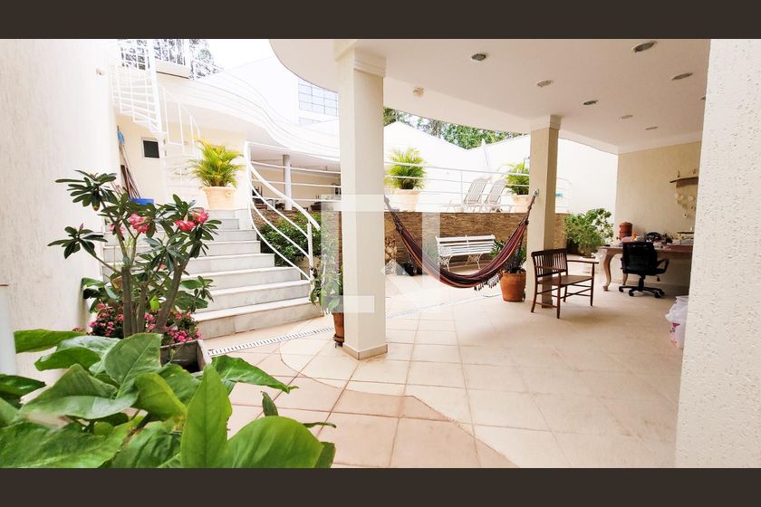 Casa à Venda - Vila Brandina, 4 Quartos,  492 m2 em , Campinas - sp | SoloBR