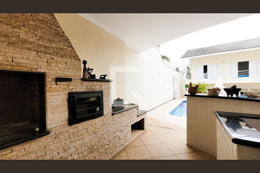 Casa à Venda - Vila Brandina, 4 Quartos,  492 m2 em , Campinas - sp | SoloBR
