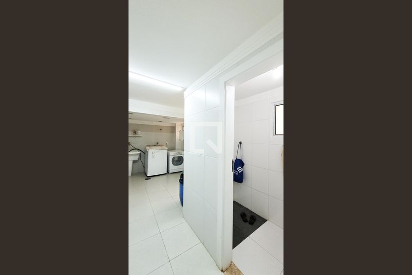 Casa à Venda - Vila Brandina, 4 Quartos,  492 m2 em , Campinas - sp | SoloBR