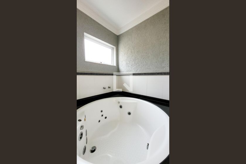 Casa à Venda - Vila Brandina, 4 Quartos,  492 m2 em , Campinas - sp | SoloBR