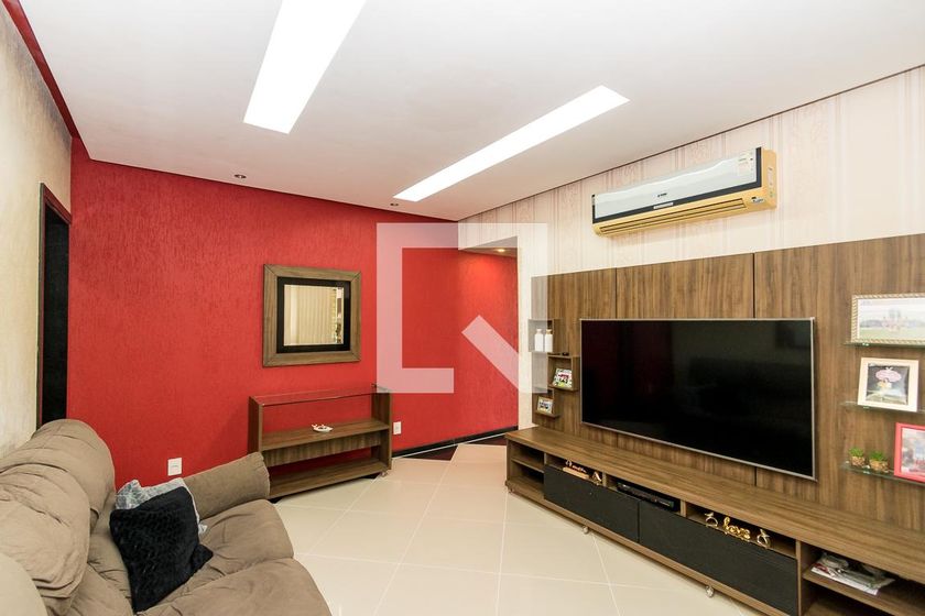 2-Bedroom Apartment for Sale in Penha Circular, Rio de Janeiro for R$ 225,000.00