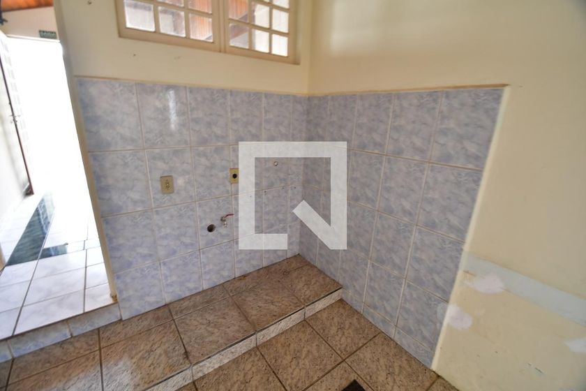 Casa à Venda - Taquaral, 3 Quartos,  395 m2 em , Campinas - sp | SoloBR