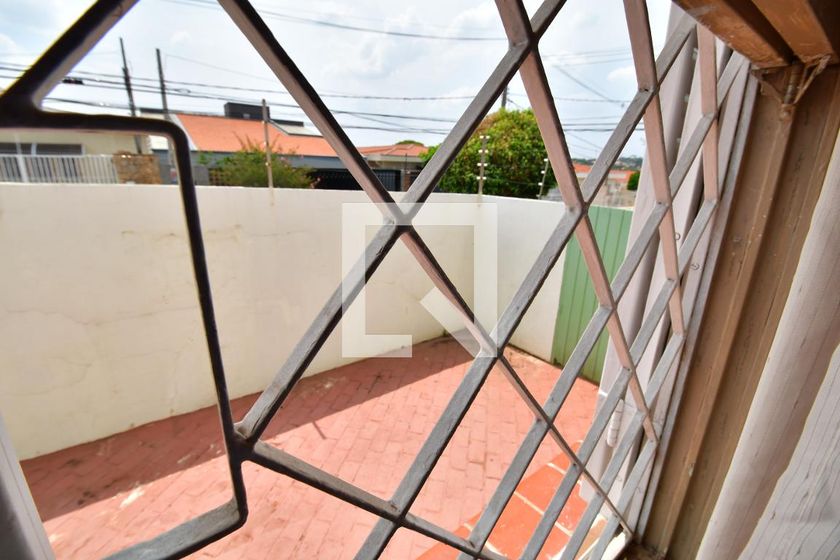 Casa à Venda - Taquaral, 3 Quartos,  395 m2 em , Campinas - sp | SoloBR