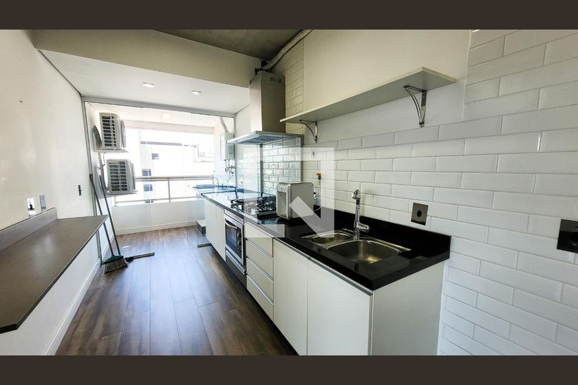 Apartamento à Venda - Cambuí, 1 Quarto,  70 m2 em , Campinas - sp | SoloBR