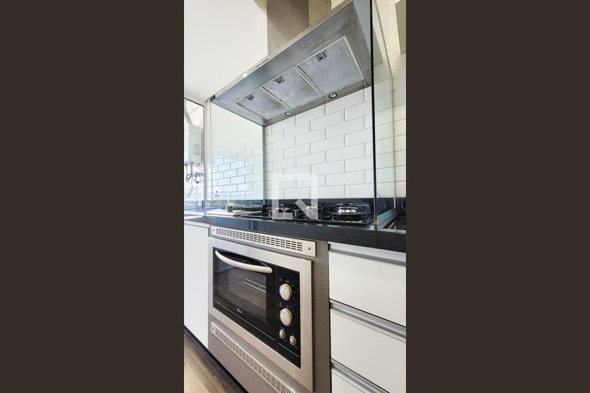 Apartamento à Venda - Cambuí, 1 Quarto,  70 m2 em , Campinas - sp | SoloBR