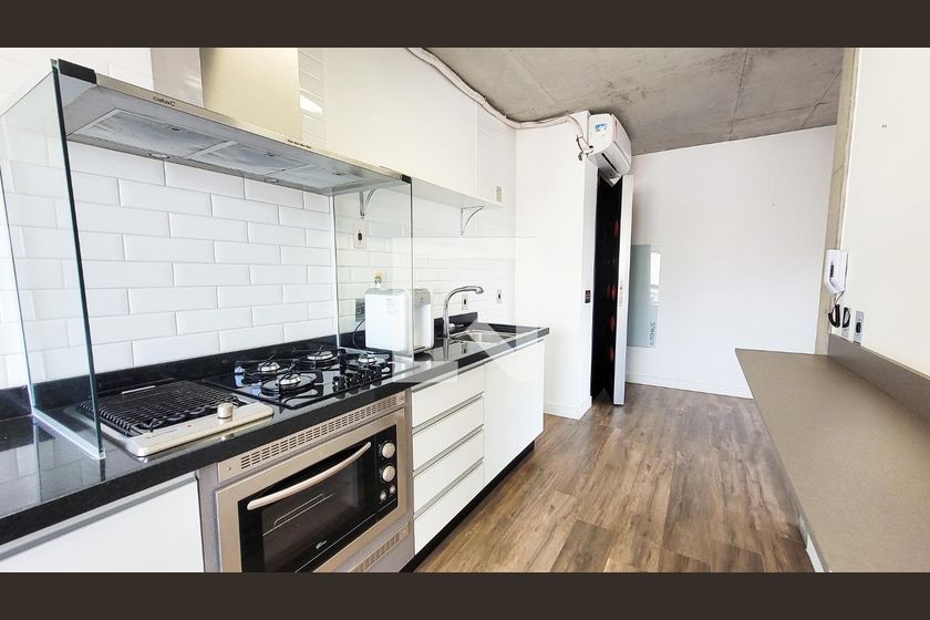 Apartamento à Venda - Cambuí, 1 Quarto,  70 m2 em , Campinas - sp | SoloBR