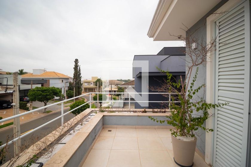 Casa à Venda - Swiss Park, 3 Quartos,  215 m2 em , Campinas - sp | SoloBR