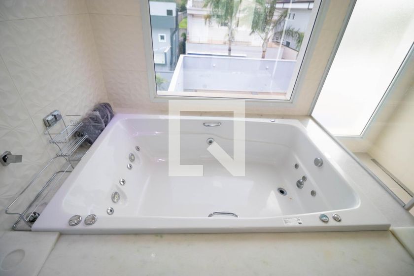 Casa à Venda - Swiss Park, 3 Quartos,  215 m2 em , Campinas - sp | SoloBR