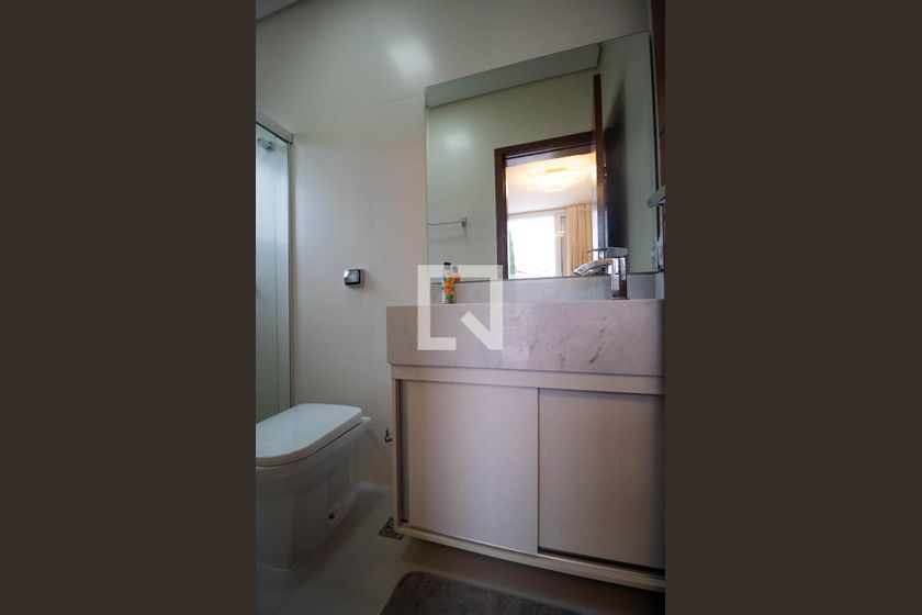 Casa à Venda - Swiss Park, 3 Quartos,  215 m2 em , Campinas - sp | SoloBR