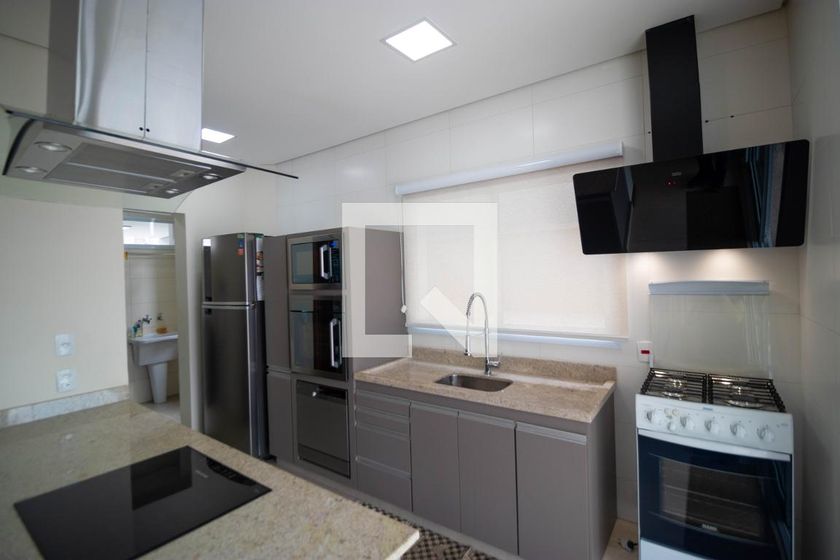 Casa à Venda - Swiss Park, 3 Quartos,  215 m2 em , Campinas - sp | SoloBR