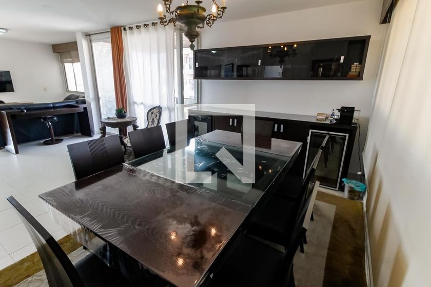 Apartamento, 4 quartos, 198 m² - Foto 13