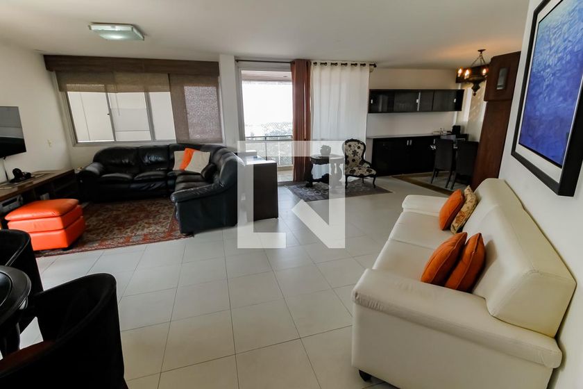 Apartamento, 4 quartos, 198 m² - Foto 1