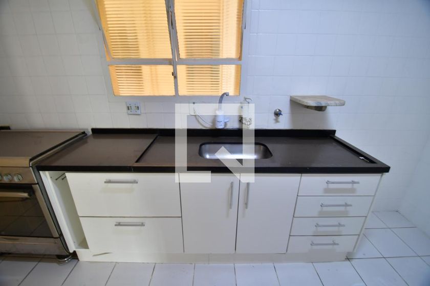 Apartamento à Venda - Cambuí, 2 Quartos,  145 m2 em , Campinas - sp | SoloBR