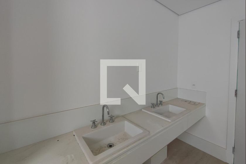 Apartamento à Venda - Cambuí, 3 Quartos,  257 m2 em , Campinas - sp | SoloBR