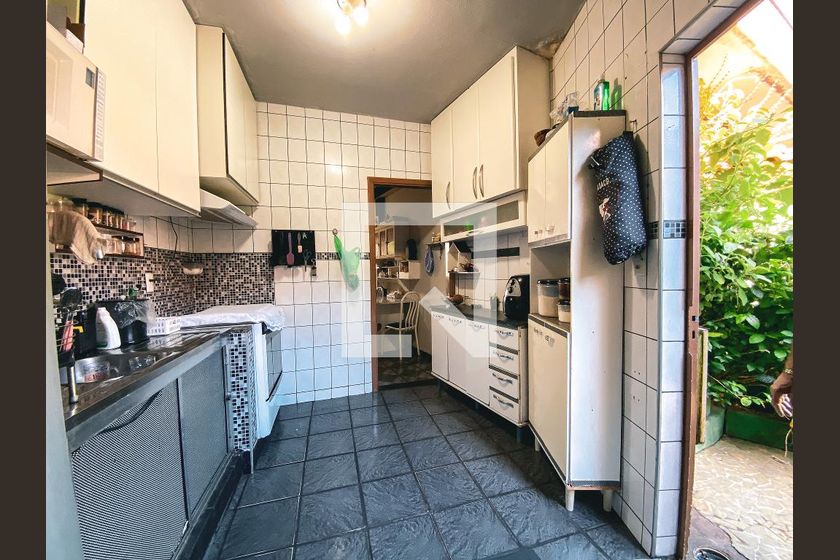 Casa, 6 quartos, 200 m² - Foto 26