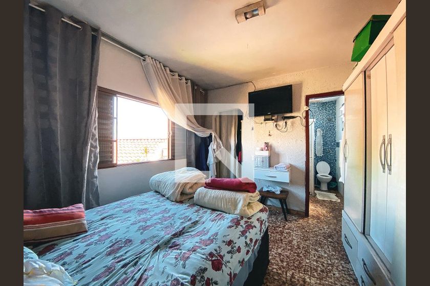 Casa, 6 quartos, 200 m² - Foto 11
