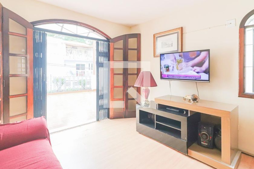 Casa, 4 quartos, 193 m² - Foto 2