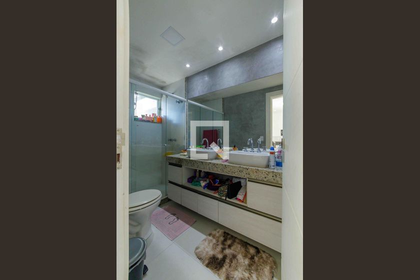 Casa, 4 quartos, 240 m² - Foto 37