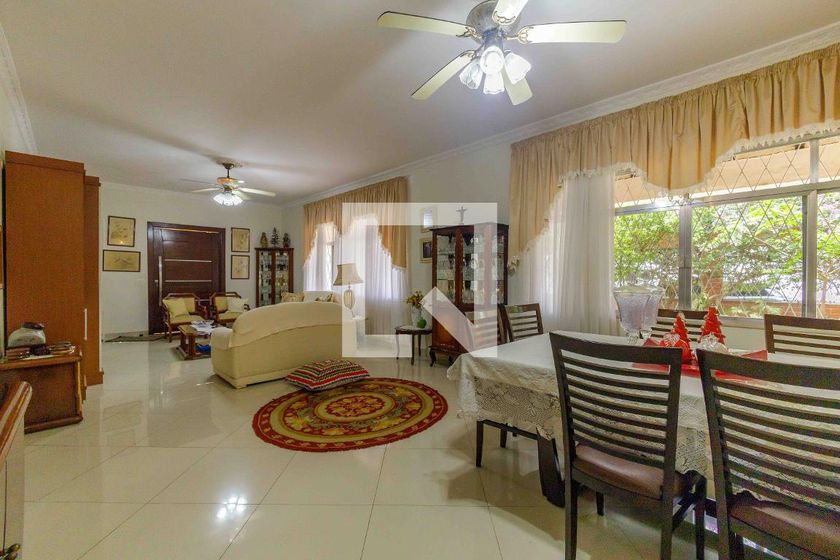 Casa, 5 quartos, 335 m² - Foto 1