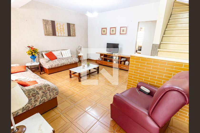 Casa, 3 quartos, 180 m² - Foto 1