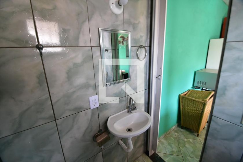 Casa à Venda - Jardim Santana, 3 Quartos,  80 m2 em , Campinas - sp | SoloBR