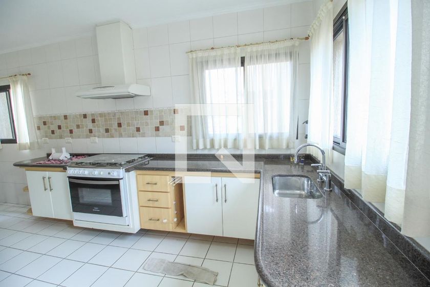 Casa, 3 quartos, 271 m² - Foto 97