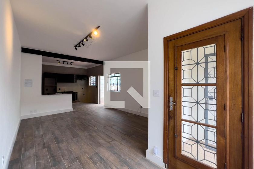 Casa, 3 quartos, 200 m² - Foto 1