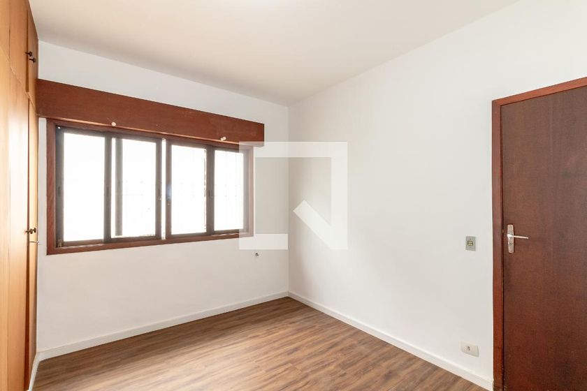 Casa, 4 quartos, 240 m² - Foto 9