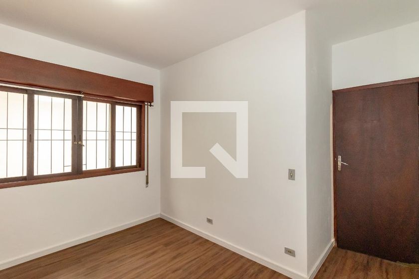 Casa, 4 quartos, 240 m² - Foto 13