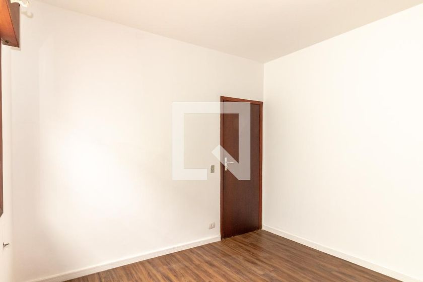Casa, 4 quartos, 240 m² - Foto 8