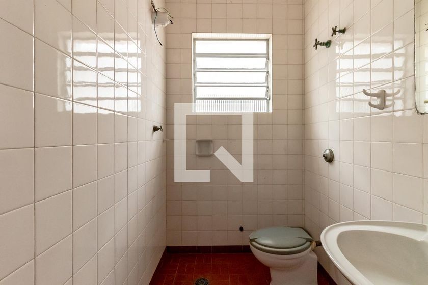Casa, 4 quartos, 240 m² - Foto 47