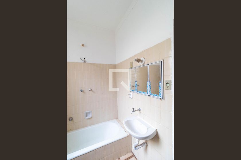 Casa à Venda - Bosque, 3 Quartos,  185 m2 em , Campinas - sp | SoloBR