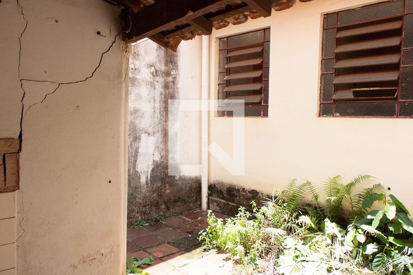 Casa à Venda - Bosque, 5 Quartos,  221 m2 em , Campinas - sp | SoloBR