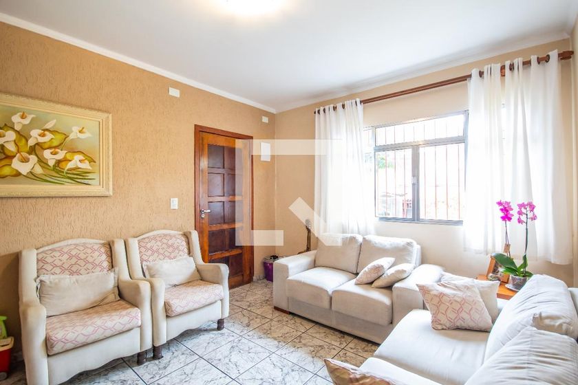 Casa, 3 quartos, 229 m² - Foto 1