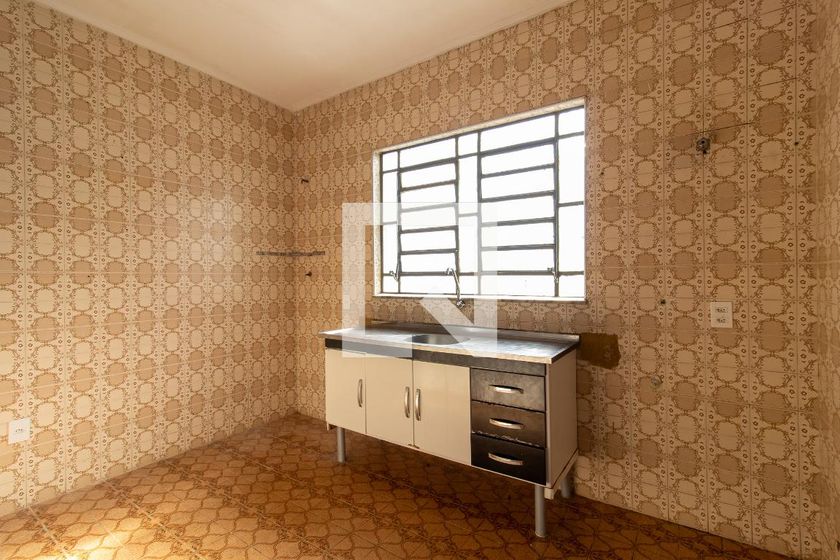 Casa à Venda - Jardim Santana, 2 Quartos,  385 m2 em , Campinas - sp | SoloBR