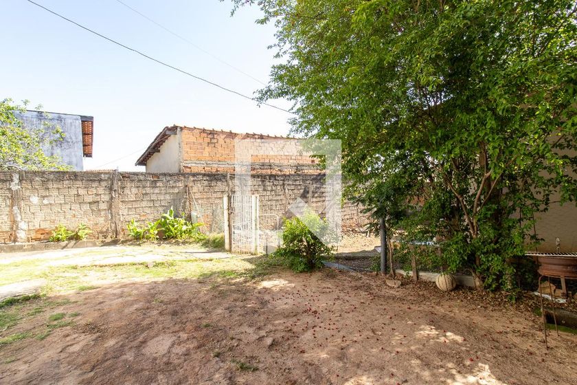 Casa à Venda - Jardim Santana, 2 Quartos,  385 m2 em , Campinas - sp | SoloBR