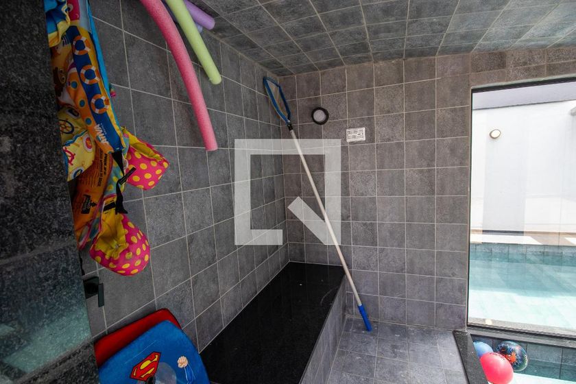 Casa, 4 quartos, 300 m² - Foto 129