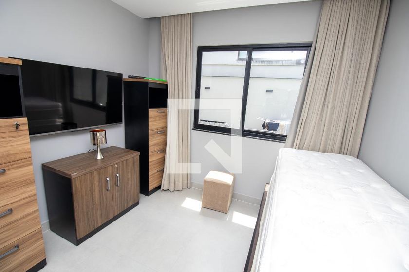 Casa, 4 quartos, 300 m² - Foto 19