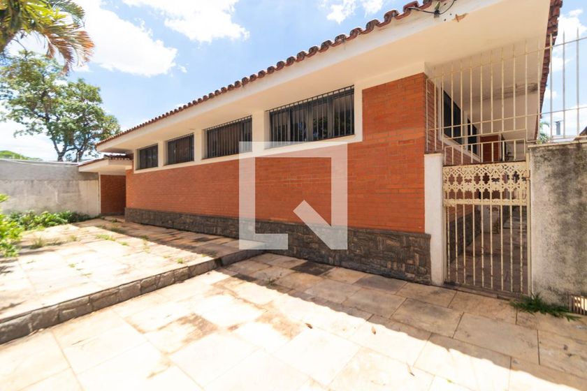 Casa à Venda - Nova Campinas, 4 Quartos,  357 m2 em , Campinas - sp | SoloBR