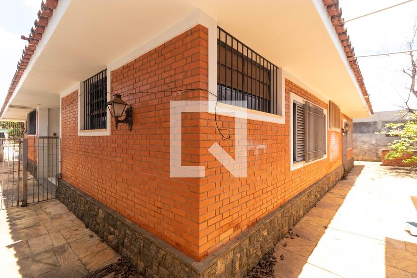 Casa à Venda - Nova Campinas, 4 Quartos,  357 m2 em , Campinas - sp | SoloBR