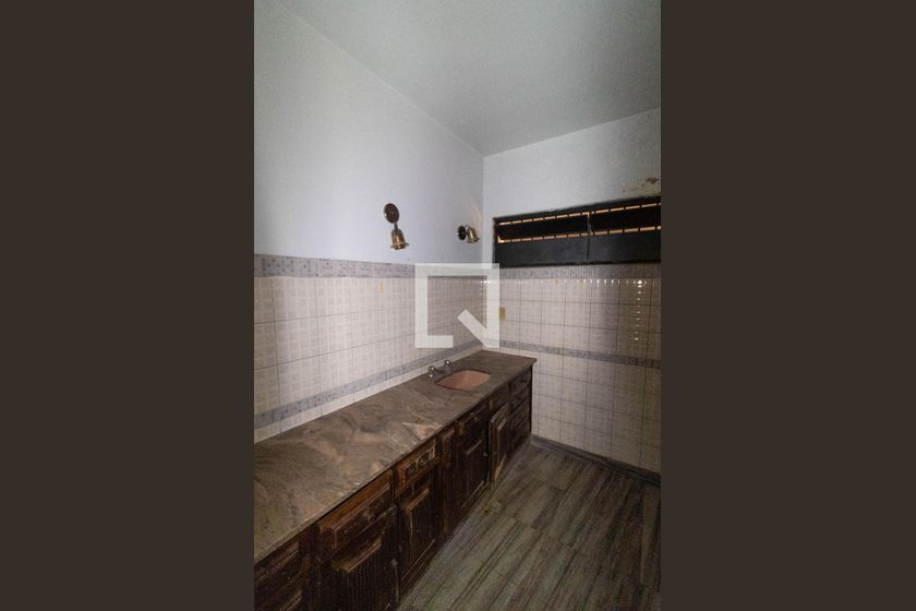 Casa à Venda - Nova Campinas, 4 Quartos,  357 m2 em , Campinas - sp | SoloBR