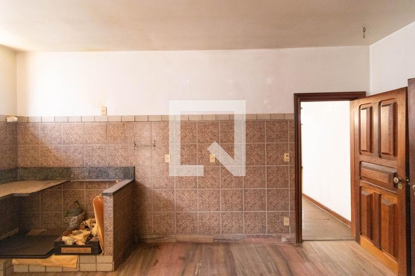 Casa à Venda - Nova Campinas, 4 Quartos,  357 m2 em , Campinas - sp | SoloBR