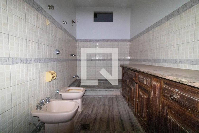 Casa à Venda - Nova Campinas, 4 Quartos,  357 m2 em , Campinas - sp | SoloBR