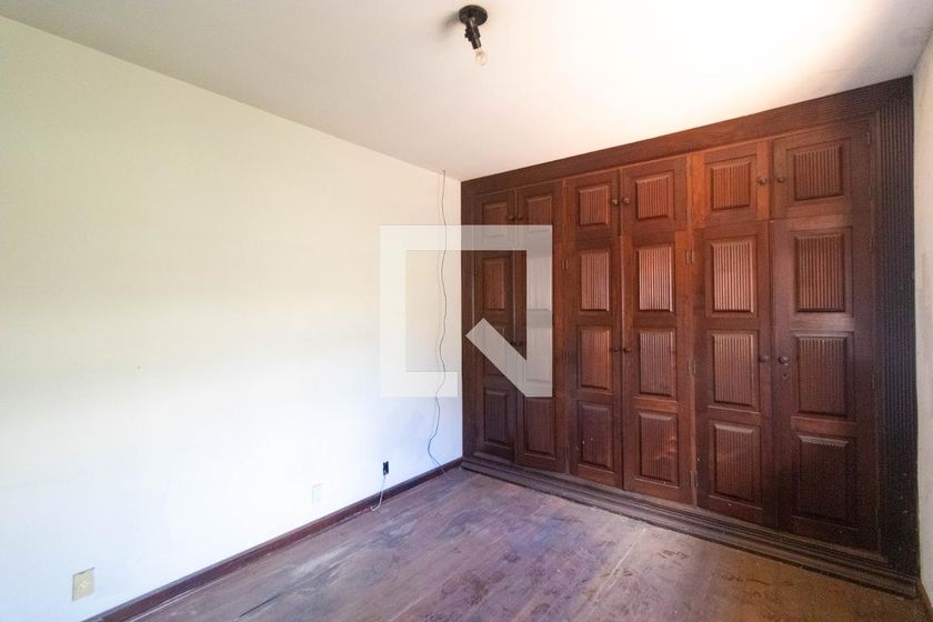 Casa à Venda - Nova Campinas, 4 Quartos,  357 m2 em , Campinas - sp | SoloBR