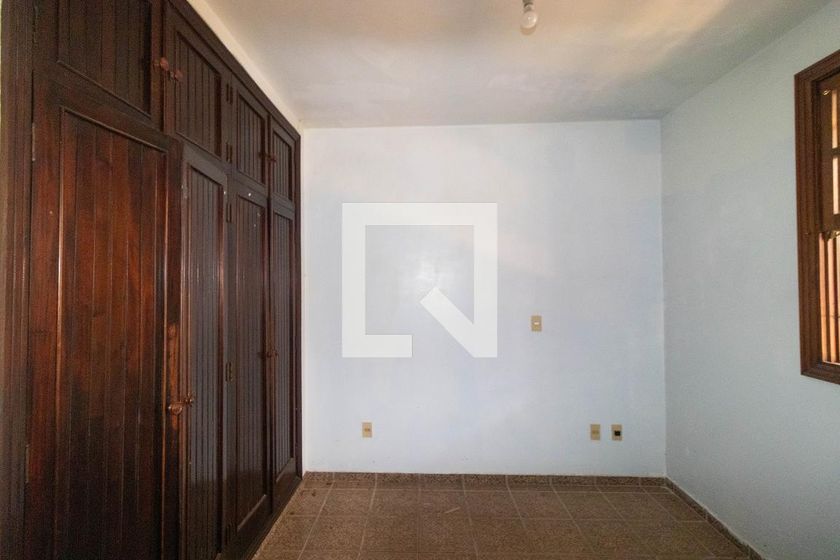 Casa à Venda - Nova Campinas, 4 Quartos,  357 m2 em , Campinas - sp | SoloBR
