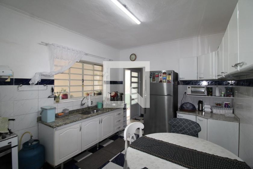 Casa, 3 quartos, 230 m² - Foto 77