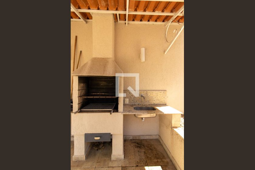 Casa à Venda - Nova Campinas, 4 Quartos,  270 m2 em , Campinas - sp | SoloBR